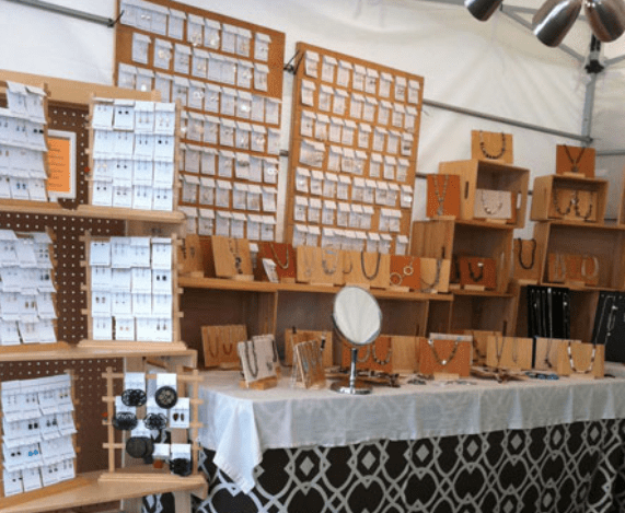 ‍You can use lighting strategically to highlight your products and make them shine at JCK Las Vegas 2024